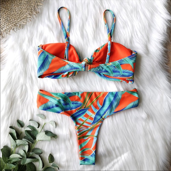 Bundle of 6 NEW women’s bikinis, size small - Picture 12 of 15